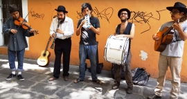 Una propuesta para el trabajo de los músicos callejeros en Puebla